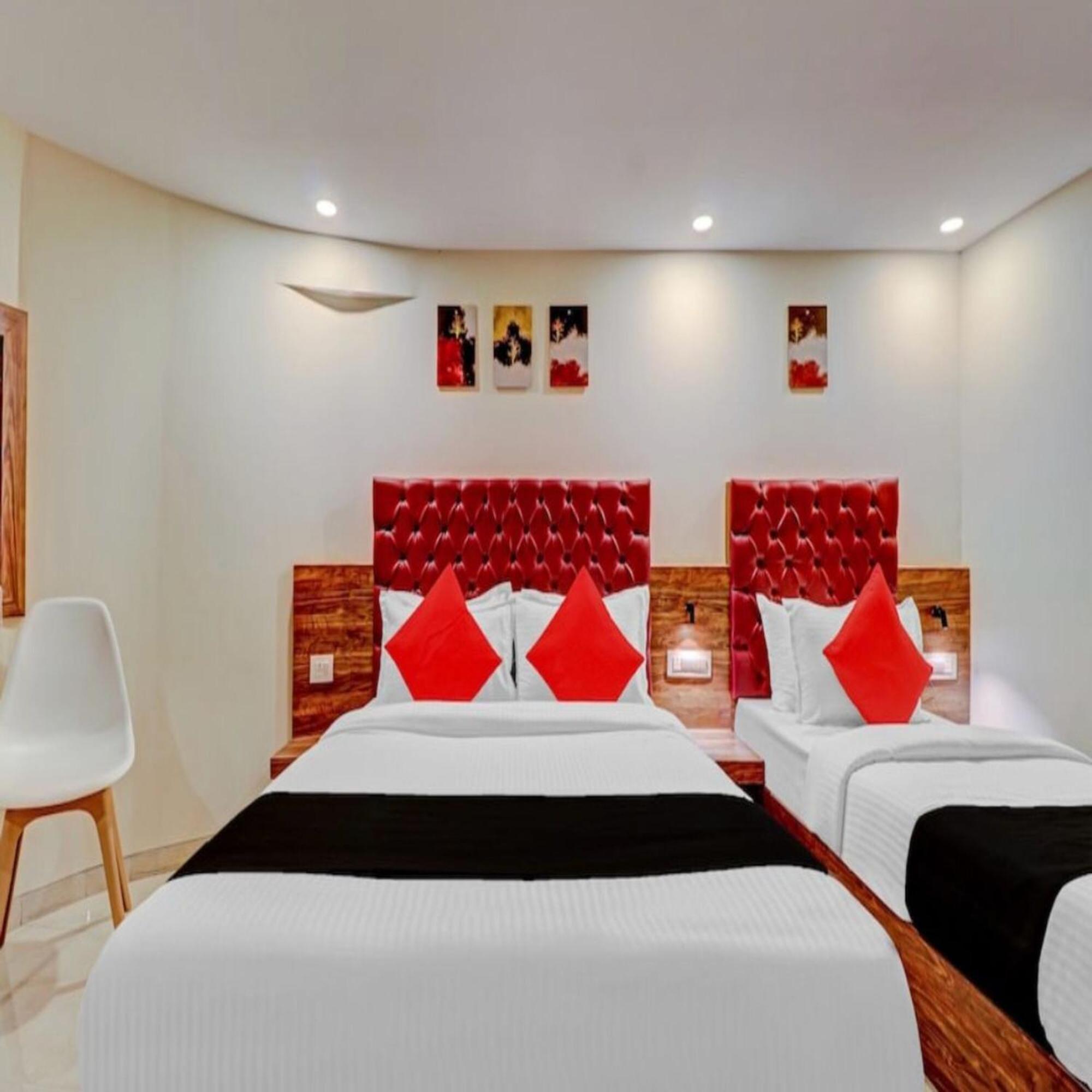 Hotel Elegant - Mohammed Ali Road Мумбаї Екстер'єр фото
