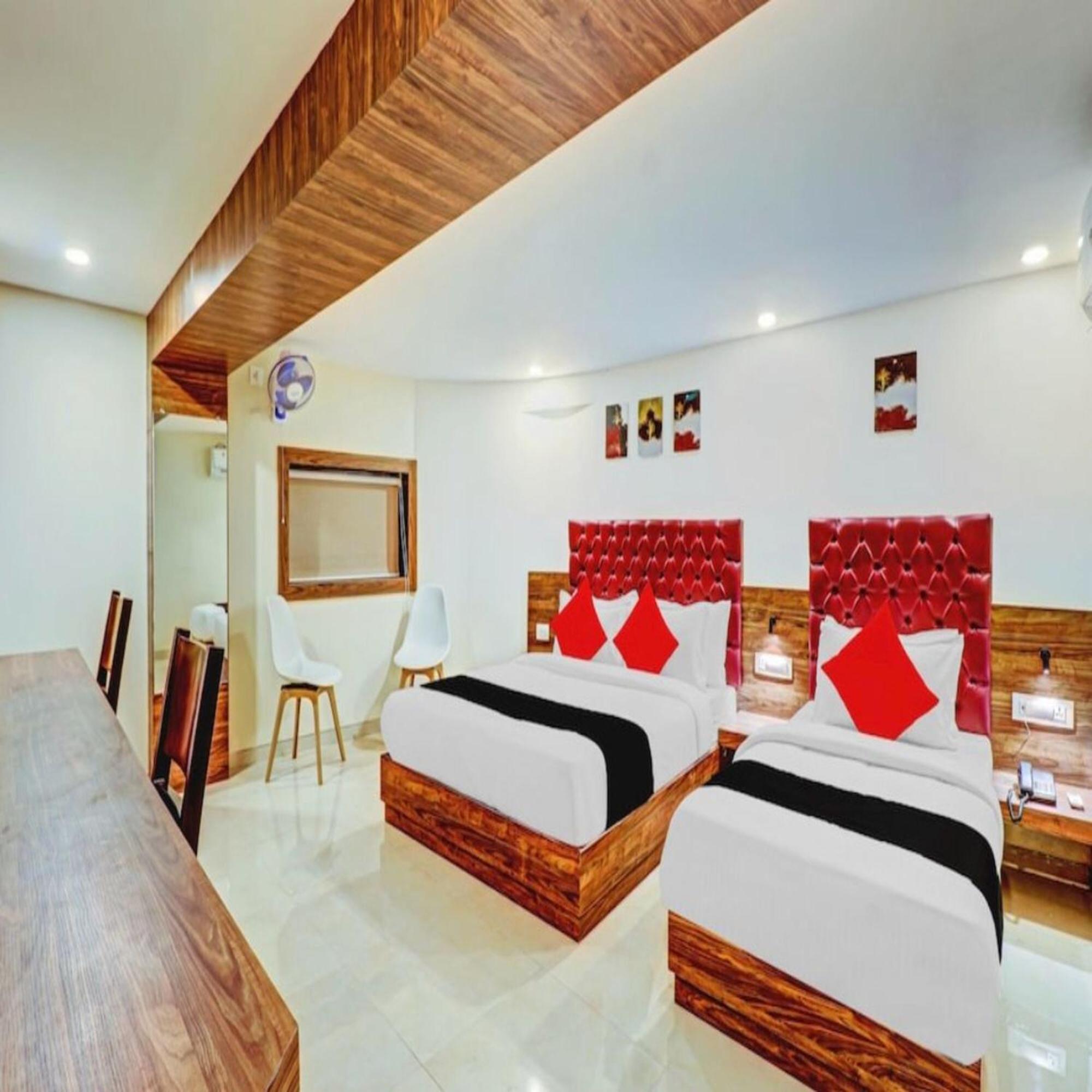 Hotel Elegant - Mohammed Ali Road Мумбаї Екстер'єр фото