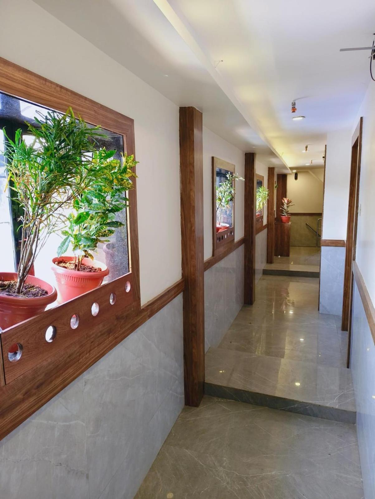 Hotel Elegant - Mohammed Ali Road Мумбаї Екстер'єр фото