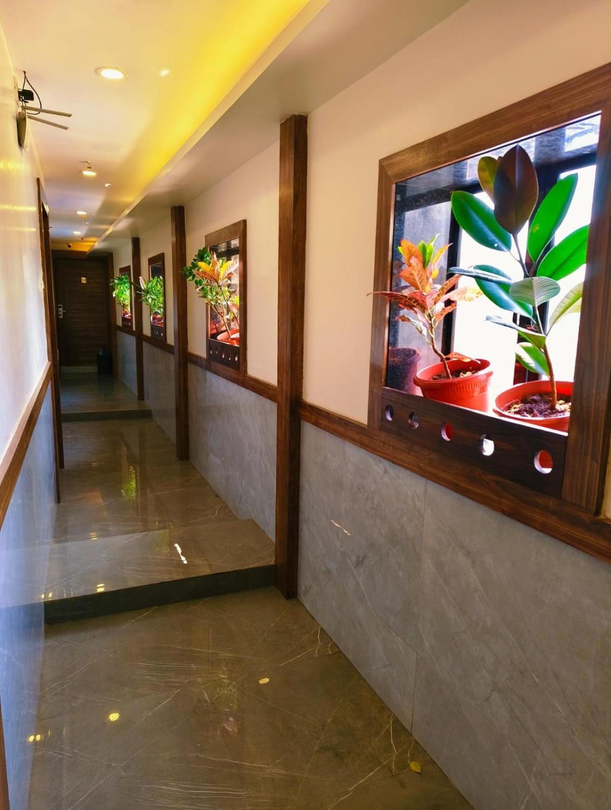 Hotel Elegant - Mohammed Ali Road Мумбаї Екстер'єр фото